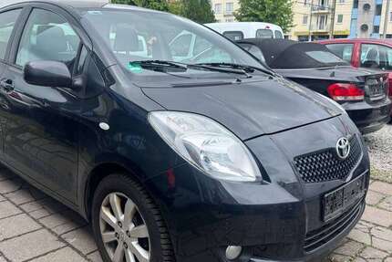 Toyota Yaris 277.658 km 1.700 &euro; Berlin 13127