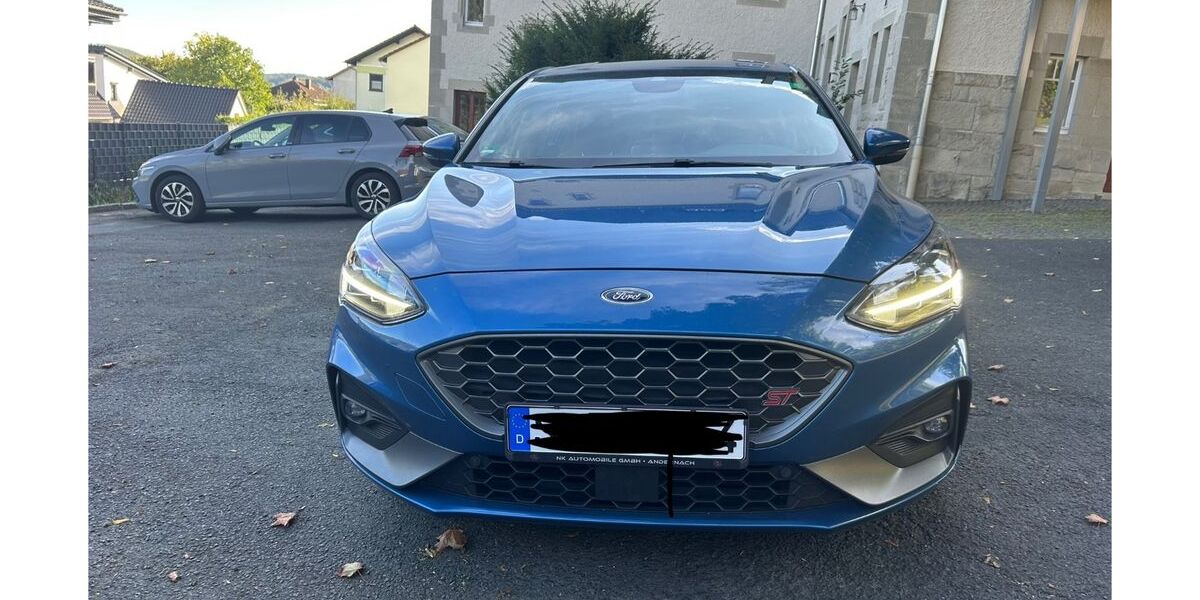 Ford Focus 110.000 km 16.500 &euro; Gladenbach 35075