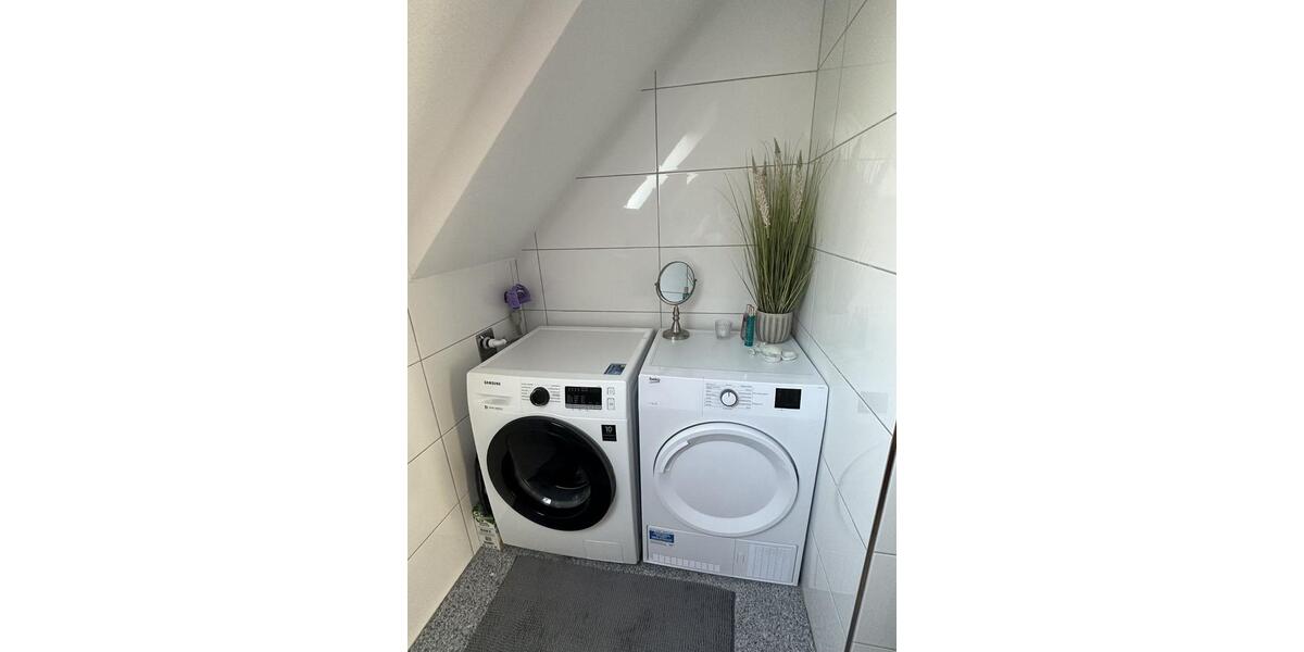 Dachgeschoßwohnung Westerkappeln - 5 Zimmer, 90 m&sup2;, 895&euro; | Angebot:24867662