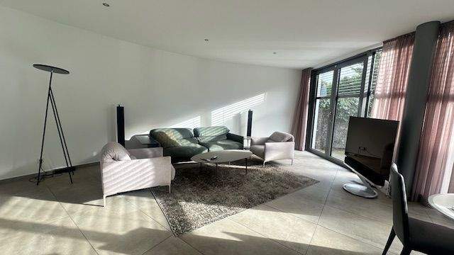 Etagenwohnung Essen Bredeney - 5 Zimmer, 190 m&sup2;, 3.200&euro; | Angebot:24796001