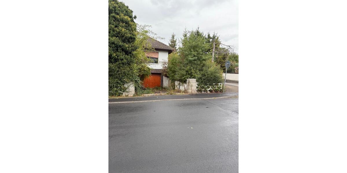 Bungalow Vellmar - 9 Zimmer, 215 m&sup2;, 330.000&euro; | Angebot:26136359