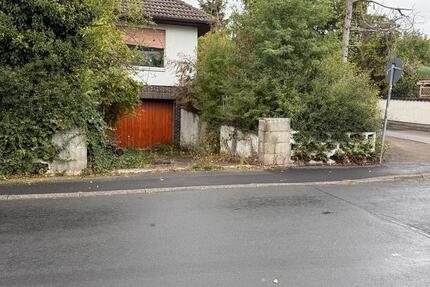 Haus Vellmar - 9 Zimmer, 215 m&sup2;, 330.000&euro; | Angebot:26136359