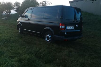 VW T5 Transporter 190.000 km 15.800 € Hohenstein 65329