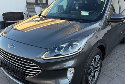 Ford Kuga 123.101 km 17.880 &euro; Hürth bei Köln 50354