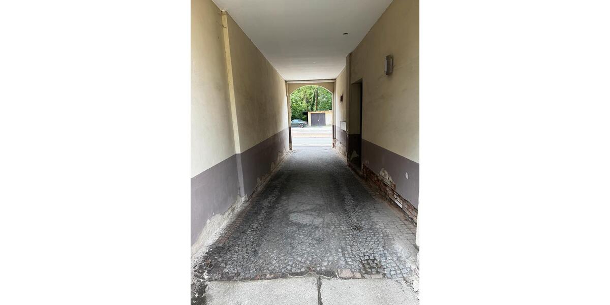 Etagenwohnung Plauen Altstadt - 4 Zimmer, 95 m&sup2;, 107.000&euro; | Angebot:27029009