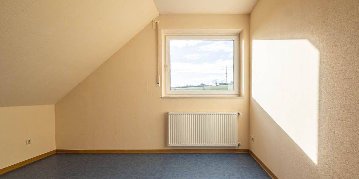 Etagenwohnung Medebach - 2 Zimmer, 54 m&sup2;, 79.000&euro; | Angebot:25664464