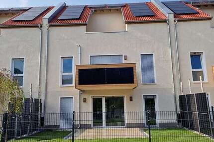 Haus zum Mieten in Leipzig 2.650 € 185 m²