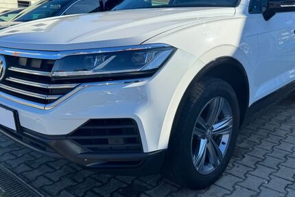 VW Touareg 68.496 km 37.990 € Nürnberg 90431