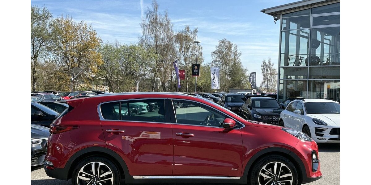 Kia Sportage Platinum Edition 4WD 360°/JBL/ACC/NAVI 77.030 km 21.800 &euro; Villingen-Schwenningen 78054