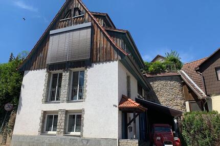 Charmantes Einfamilienhaus in kernsanierter Scheune mit ELW