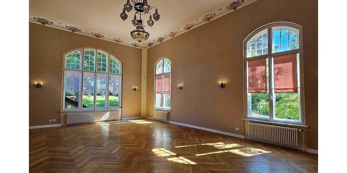 Mehrfamilienhaus, Wohnhaus Torgau - 8 Zimmer, 715 m&sup2;, 4.000&euro; | Angebot:25736593