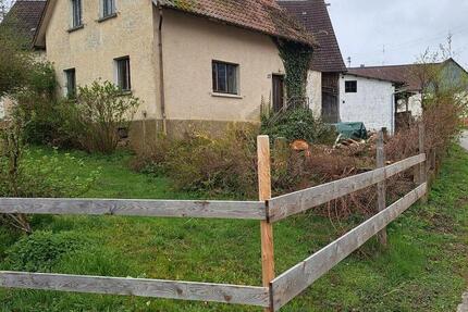 Haus Meßkirch - 4 Zimmer, 100 m&sup2;, 80.000&euro; | Angebot:26121640