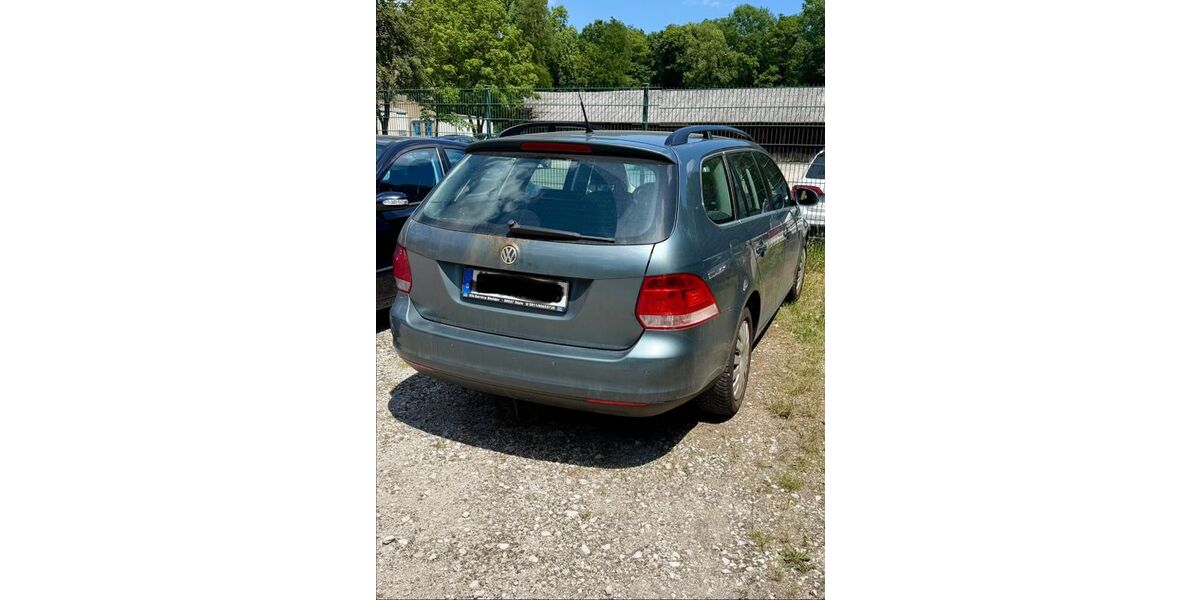 VW Golf 110.000 km 2.100 &euro; Stein 90547