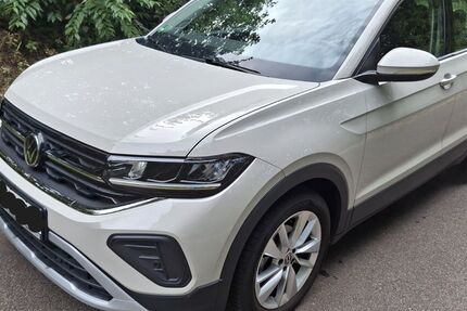 VW T-Cross 32.730 km 21.990 &euro; Gnutz 24622