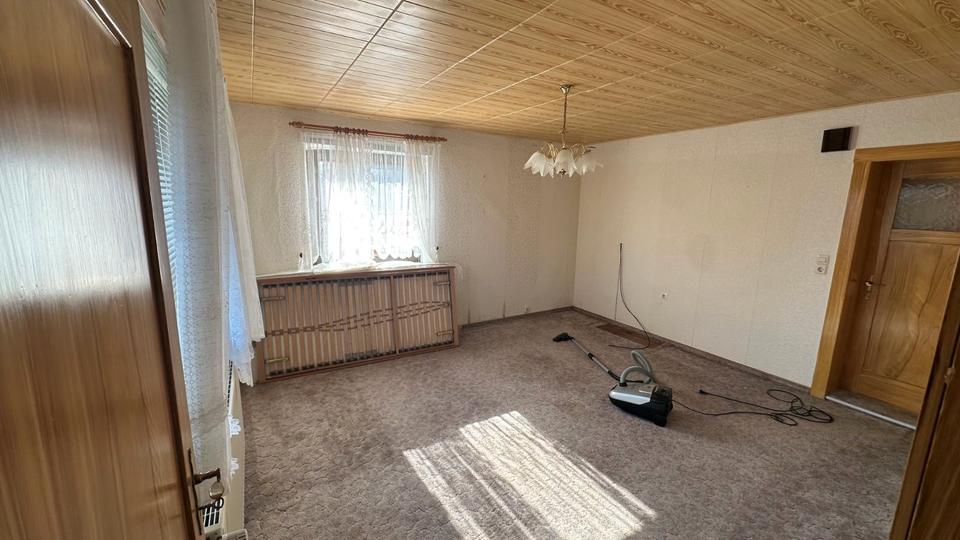 Einfamilienhaus Bischofswerda - 5 Zimmer, 90 m&sup2;, 79.000&euro; | Angebot:26963038