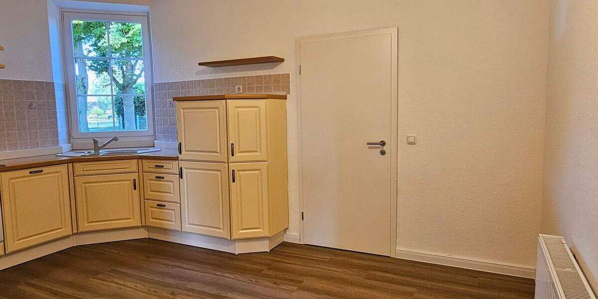 Etagenwohnung Timmaspe - 3 Zimmer, 170 m&sup2;, 1.200&euro; | Angebot:24027270