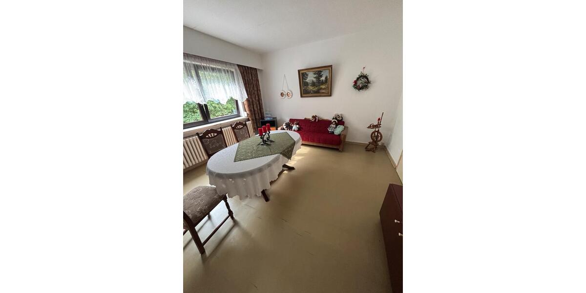 Reihenhaus Ohrdruf - 7 Zimmer, 128 m&sup2;, 150.000&euro; | Angebot:26962381