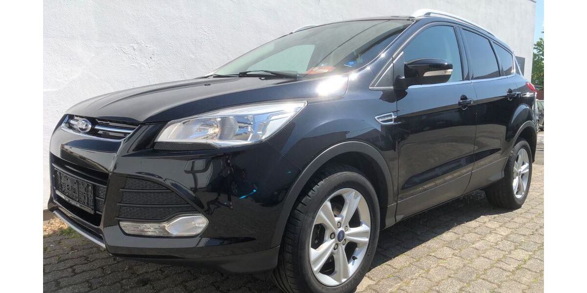 Ford Kuga 123.000 km 7.990 &euro; Kassel 34127