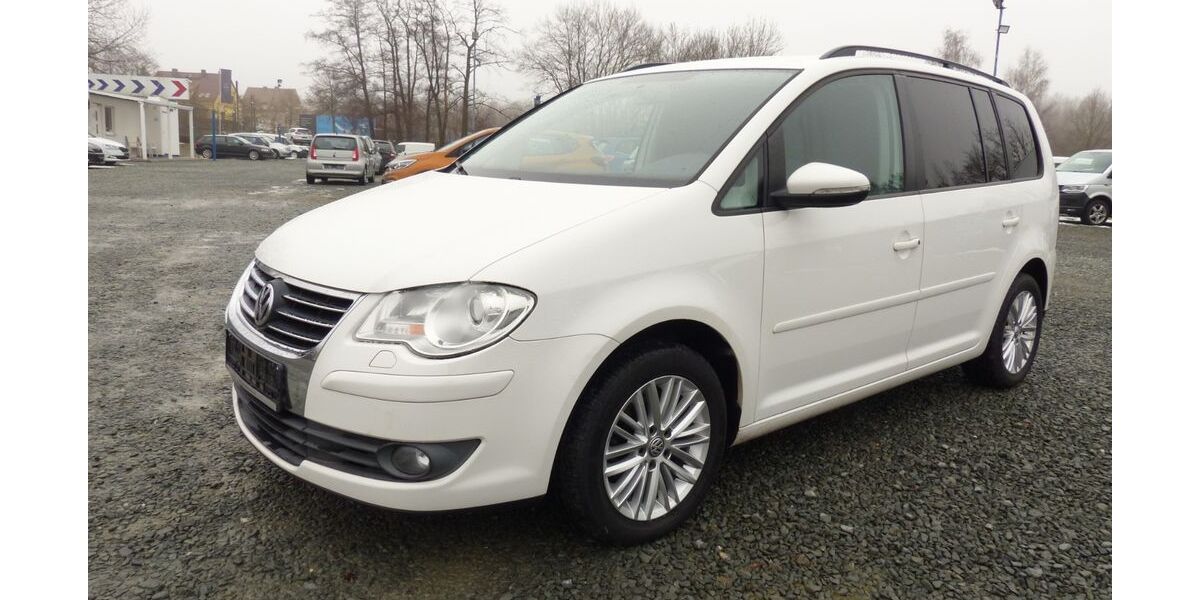 VW Touran 194.830 km 5.899 &euro; Hermsdorf/Schleifreisen 07629