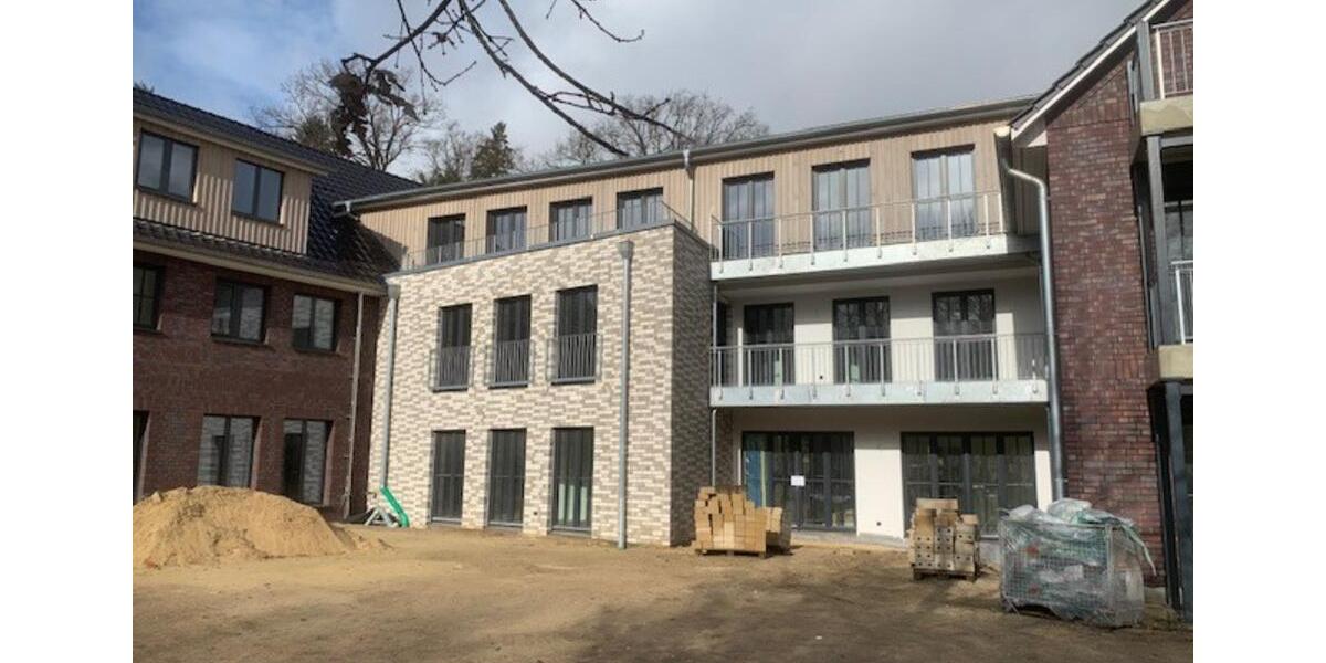 Dachgeschoßwohnung Bendestorf - 4 Zimmer, 119 m&sup2;, 1.600&euro; | Angebot:25273290