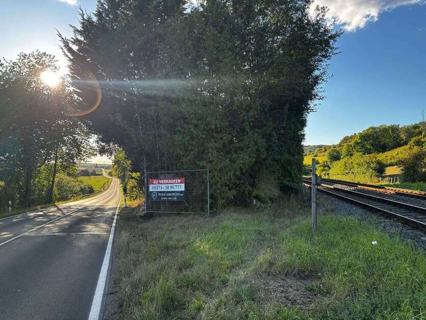 Grundstück zu verkaufen in Höxter 29.000 € 947 m²