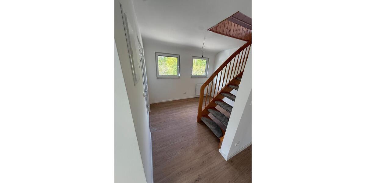 Maisonettenwohnung Neckarsulm - 4 Zimmer, 105 m&sup2;, 1.300&euro; | Angebot:26503217