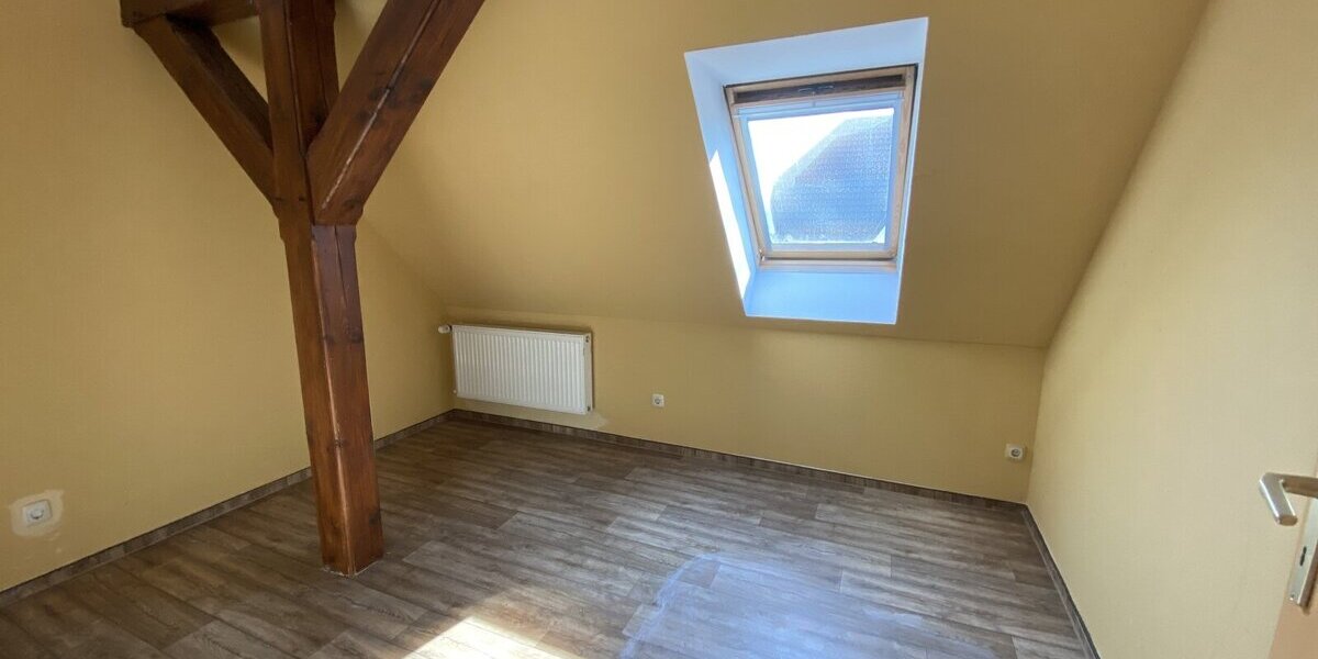 sanierungsbedürftiges Haus mit Garage und Nebengebäude günstig zu verkaufen - Einfamilienhaus Wittstock Sewekow | Angebot:25963874