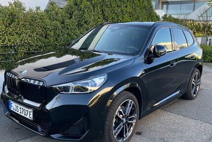 BMW iX1 41.000 km 41.700 &euro; Frankfurt 60438