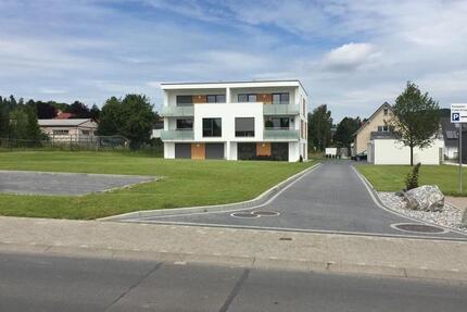 Dachgeschoss-Wohnung zum 01.03.26 3 zimmer