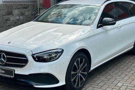 Mercedes-Benz E 300 122.700 km 24.490 &euro; Arzberg 95659