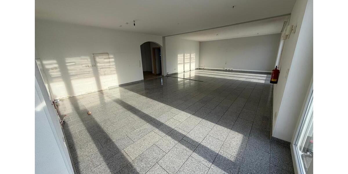 Gewerbeobjekt Holzwickede - 1.600&euro; | Angebot:25377380