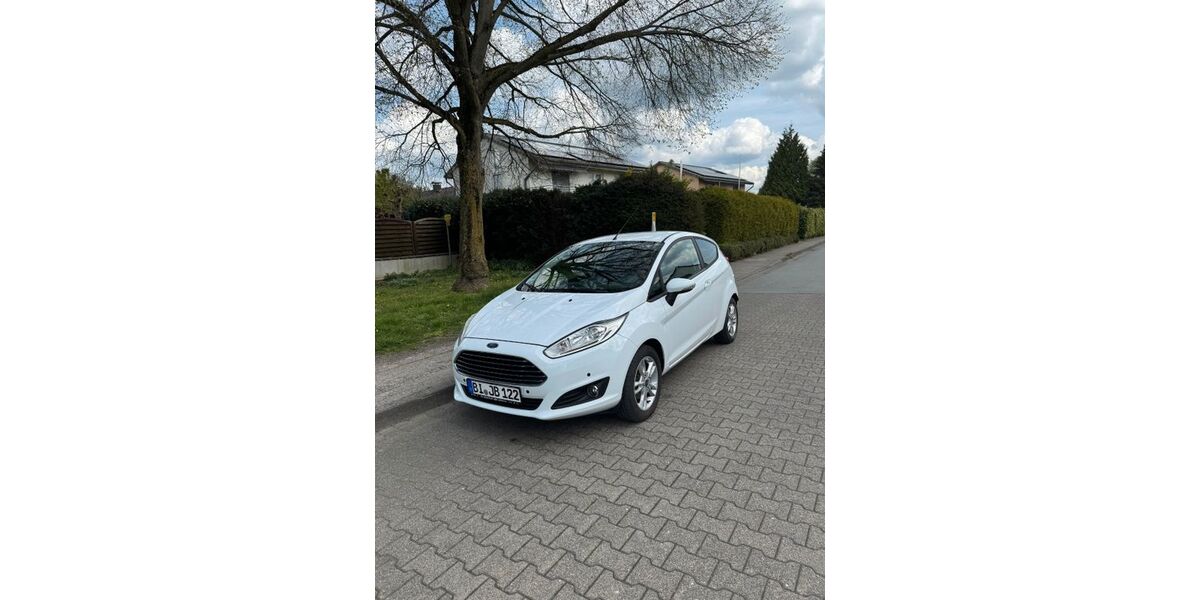 Ford Fiesta 82.000 km 6.850 &euro; Bielefeld 33739