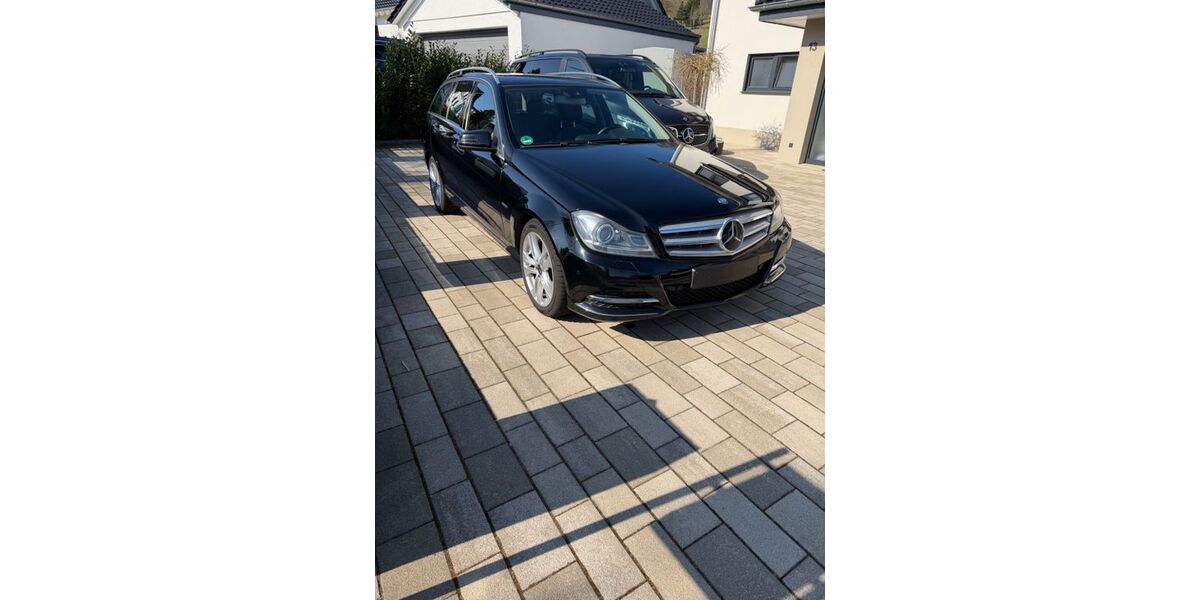 Mercedes-Benz C 250 230.050 km 9.599 &euro; Gackenbach 56412