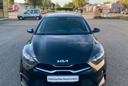 Kia ceed / Ceed 167.800 km 10.950 &euro; Bruchsal 76646