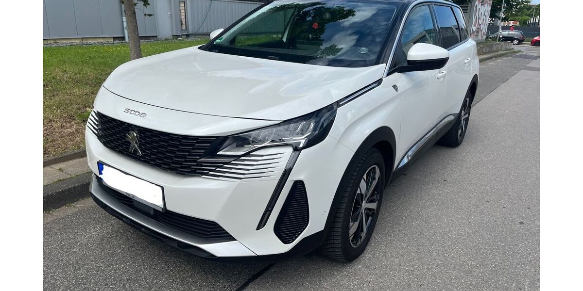 Peugeot 5008 58.050 km 22.500 &euro; Aachen 52070