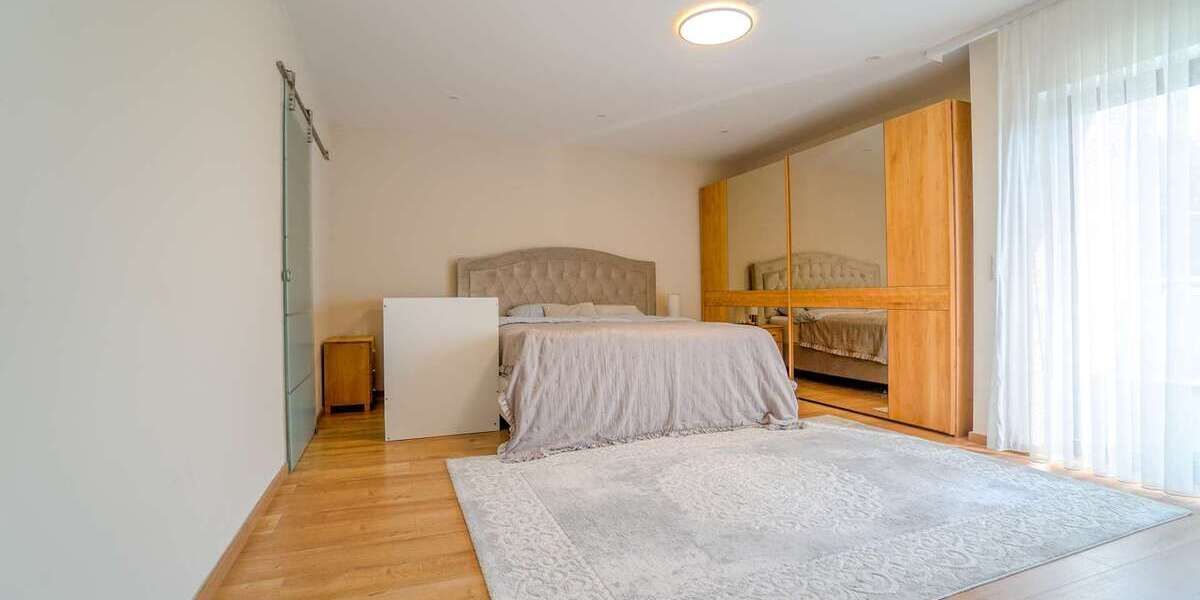 Mehrfamilienhaus mit Weitblick in bester Lage Herborn OT - Mehrfamilienhaus, Wohnhaus Herborn | Angebot:27271502