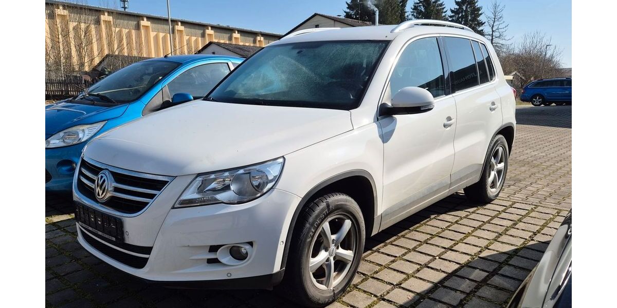 VW Tiguan 131.921 km 7.900 &euro; Beratzhausen 93176