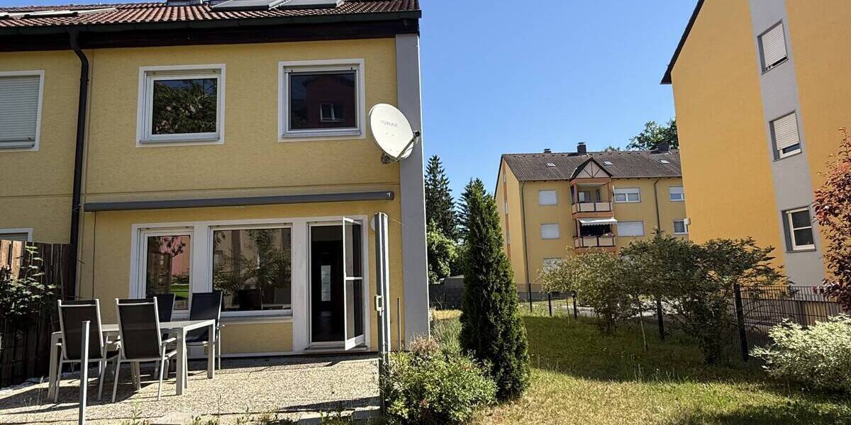Reihenendhaus Burglengenfed Mühlberg - 4 Zimmer, 135 m&sup2;, 1.090&euro; | Angebot:26798746