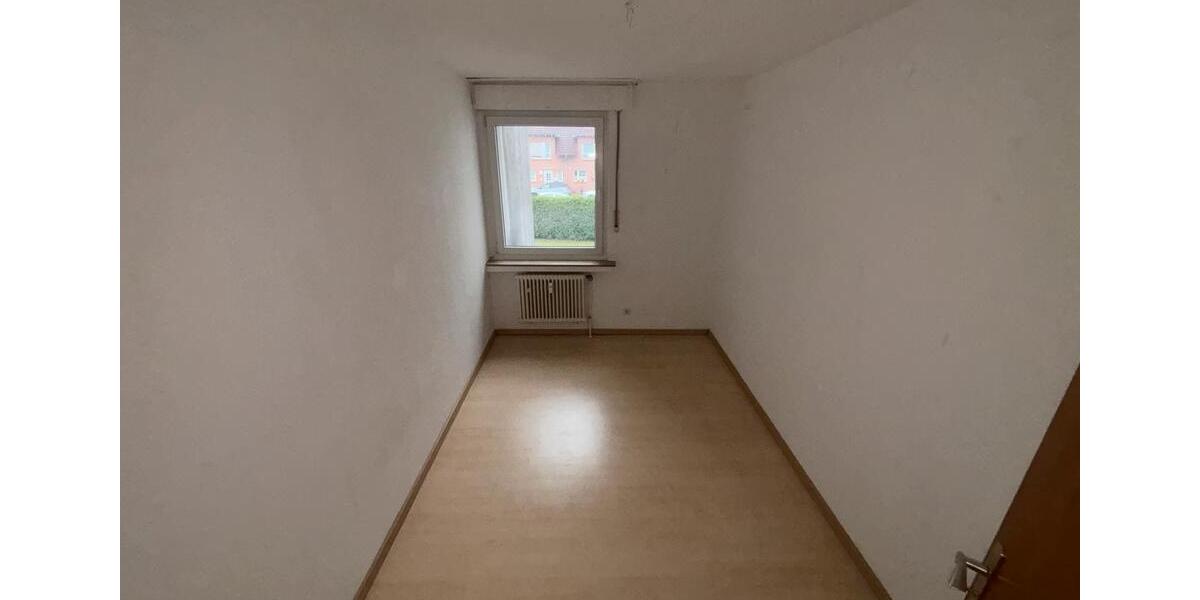Etagenwohnung Gelsenkirchen Gelsenkirchen-Nord - 4 Zimmer, 96 m&sup2;, 1.100&euro; | Angebot:25356272