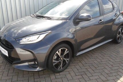 Toyota Yaris 20.028 km 23.990 &euro; Ribnitz-Damgarten 18311