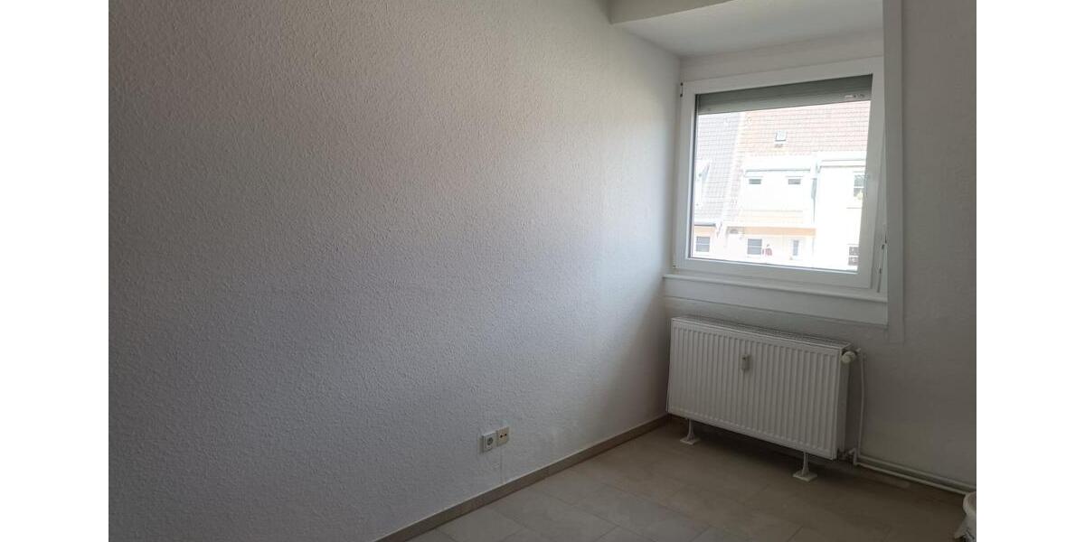Etagenwohnung Mannheim Fahrlach - 4 Zimmer, 100 m&sup2;, 1.049&euro; | Angebot:25932426