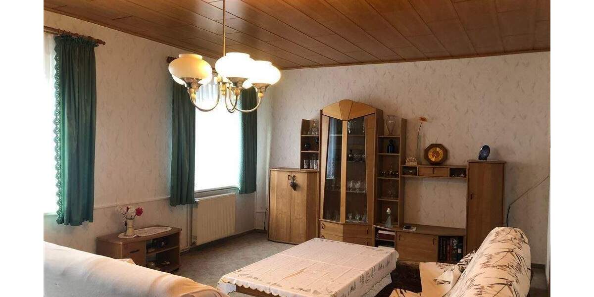 Einfamilienhaus Heldrungen Heldrungen - 5 Zimmer, 136 m&sup2;, 115.000&euro; | Angebot:25678595