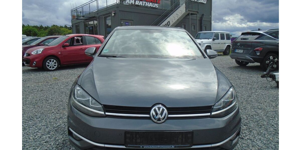 VW Golf 125.000 km 9.950 &euro; Wildau 15745