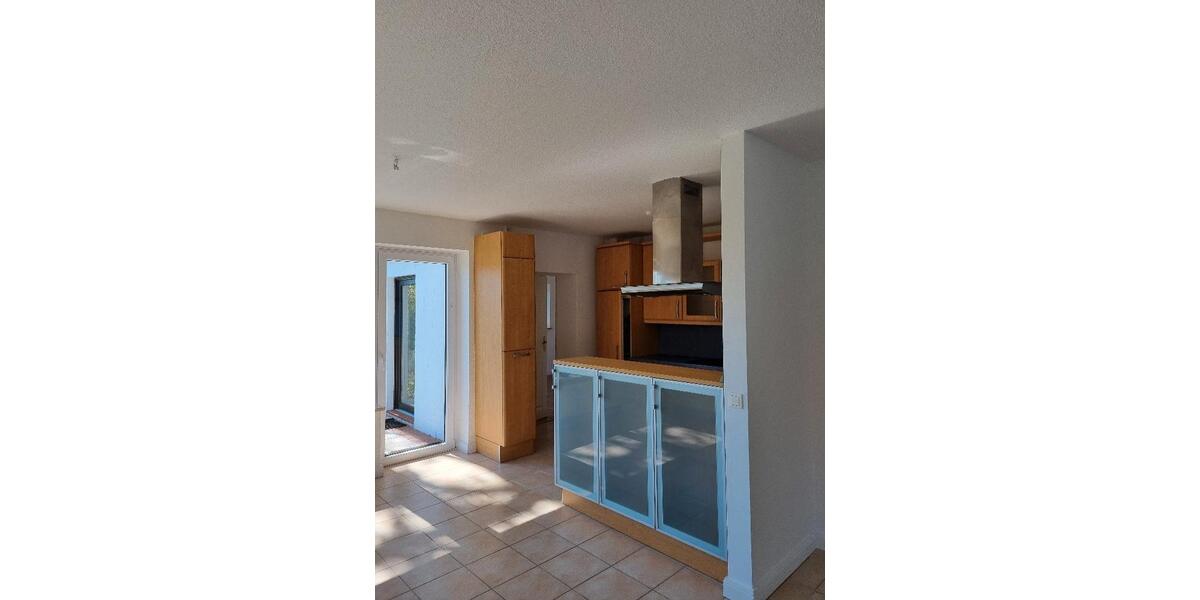 Erdgeschoßwohnung Flensburg Altstadt - 3 Zimmer, 100 m&sup2;, 1.150&euro; | Angebot:26412550