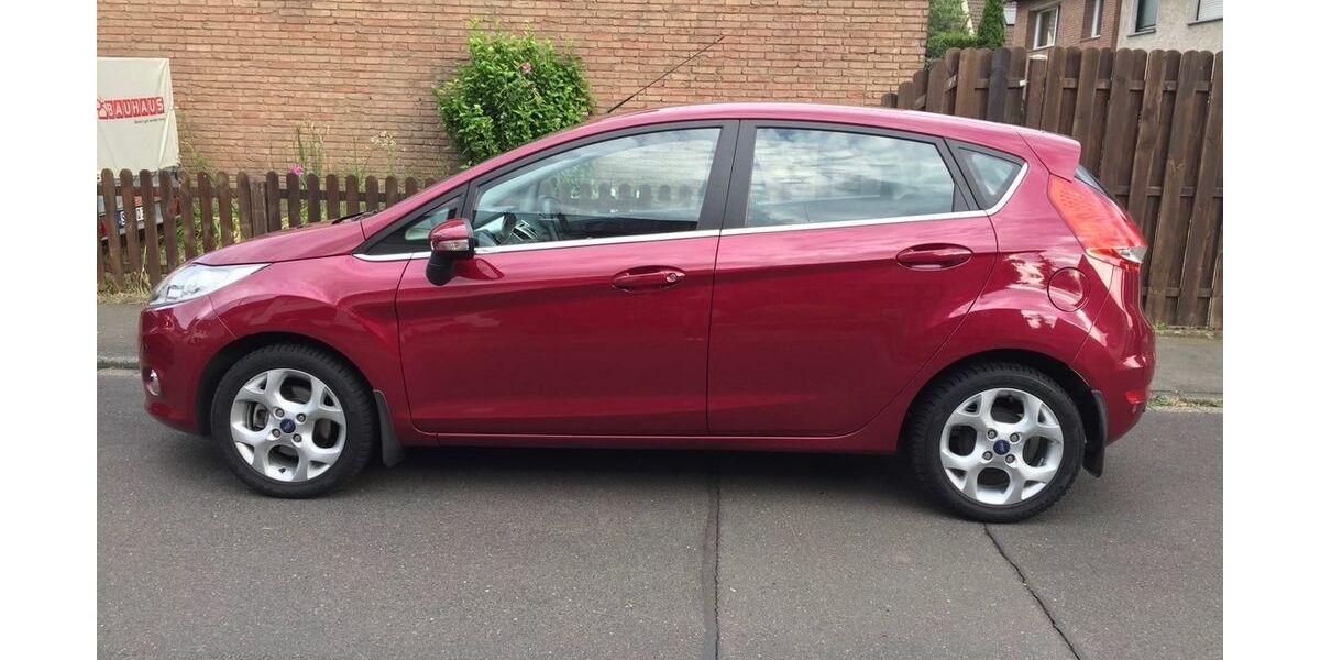 Ford Fiesta 164.000 km 5.000 &euro; Alfter 53347