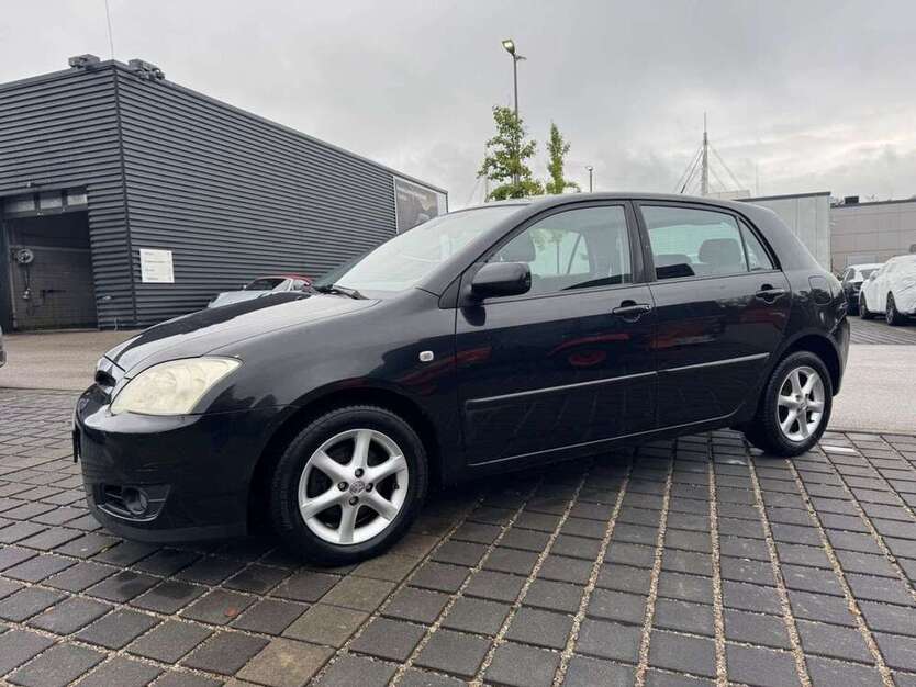 Toyota Corolla 137.000 km 2.990 € München 80995