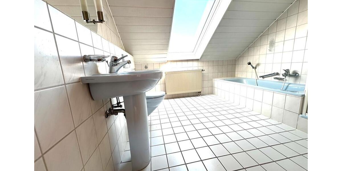 Dachgeschoßwohnung Idar-Oberstein Oberstein - 2 Zimmer, 64 m&sup2;, 450&euro; | Angebot:26416133