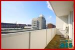 ais GmbH bietet an: 3 Zimmer Wohnung mit Balkon und Einbauküche!