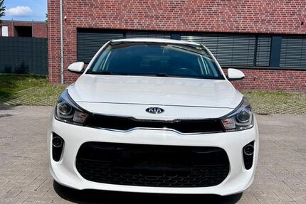 Kia Rio 158.900 km 6.450 &euro; marl 45772