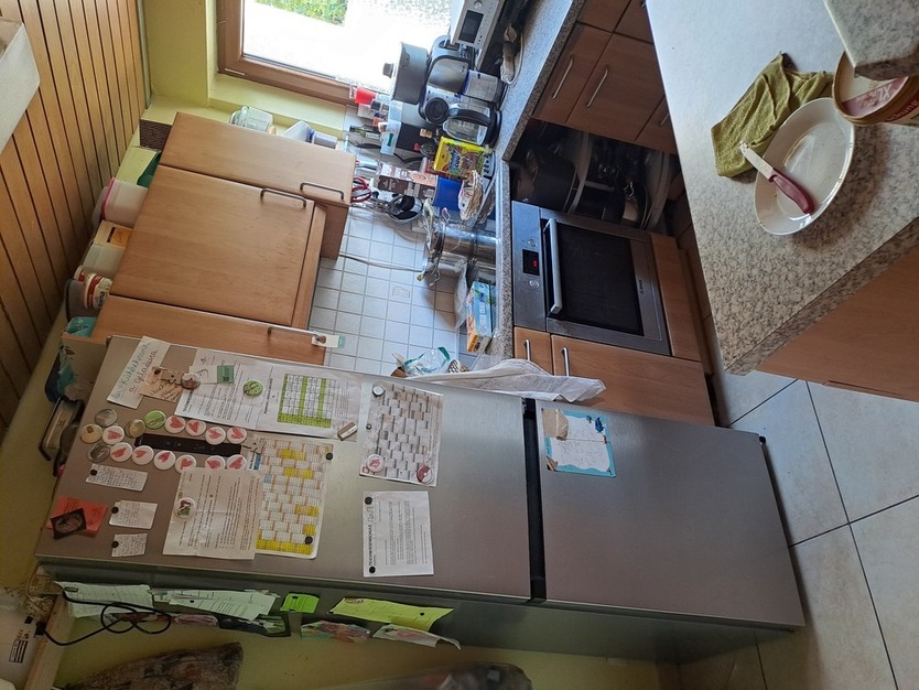 WG Mitbewohner gesucht in ruhigen zentral gelegenem Haus mit wunderschöner Aussicht in Korntal (angr